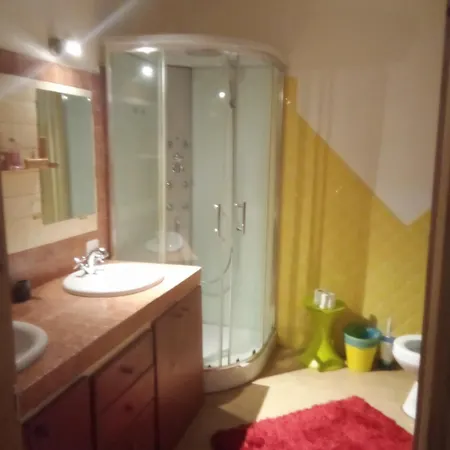 Economy Room's Homestay *