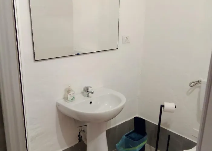 Matrimoniale Economy Con Bagno Privato Interno * Olbia